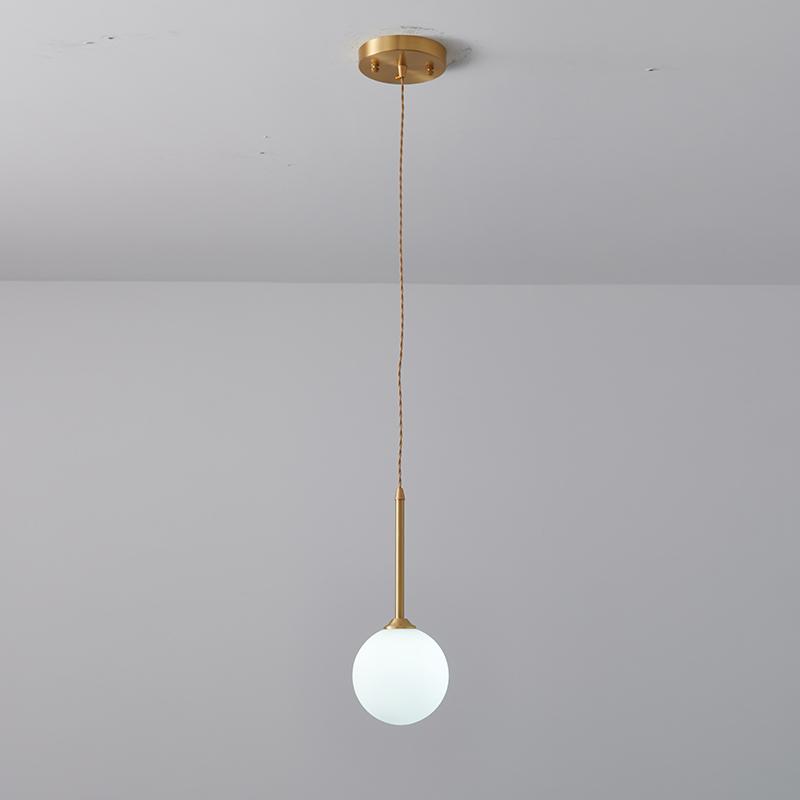 LumoSphere | Opal-Globus-Pendelleuchte Ceiling lights