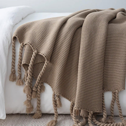Lunaria | Strickdecke – Dicke, Gemütliche Decke mit Übereck-Quasten 2