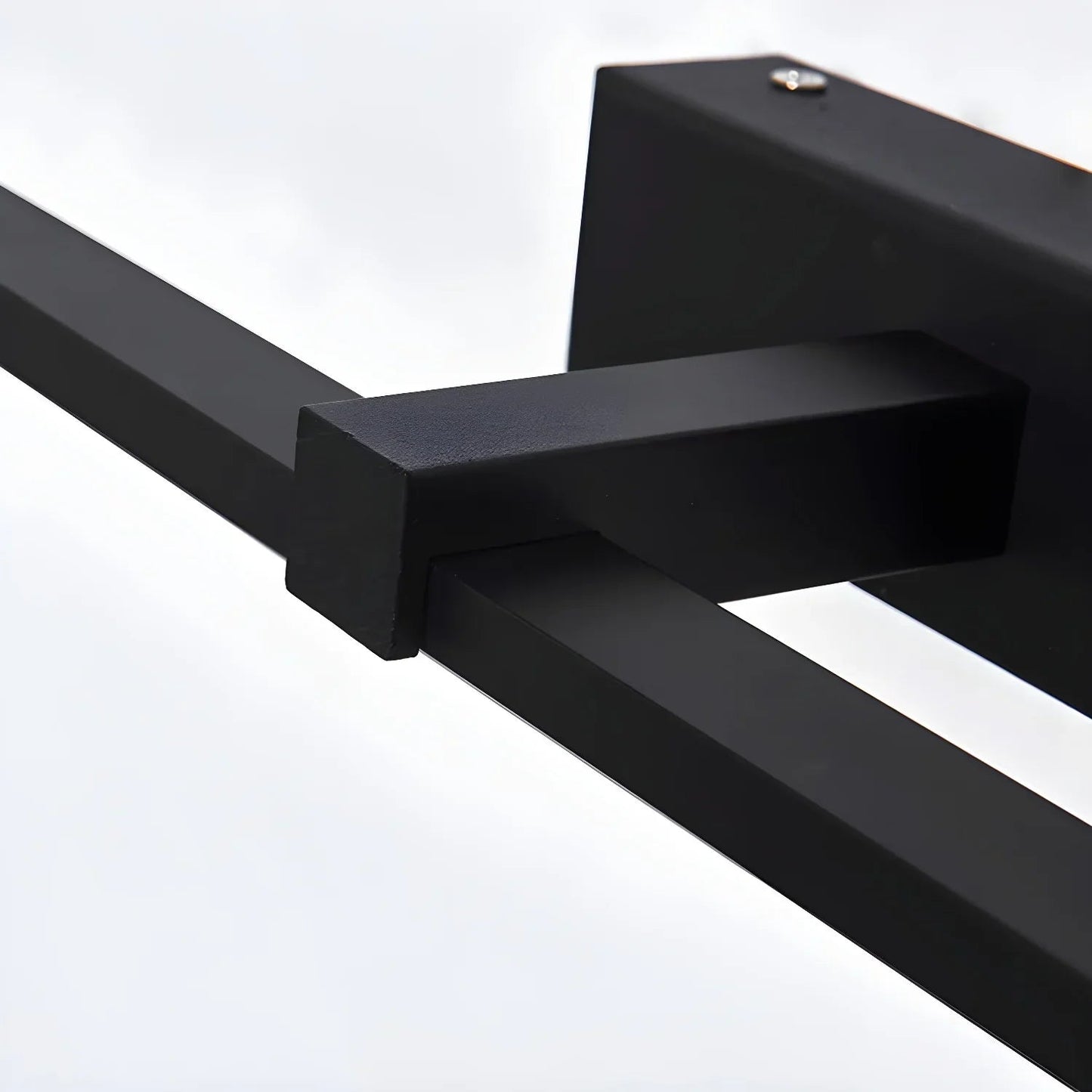 Luxara | Wandleuchte Schwarz – Elegantes Design für Innenräume mit LED-Beleuchtung 5