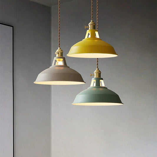 Luminat | LED-Pendelleuchte – Nordische Industrielle Lampe im Retro-Design, Bunte Farboptionen, Modernes Statement für Wohnzimmer, Esszimmer & Kinderzimmer
