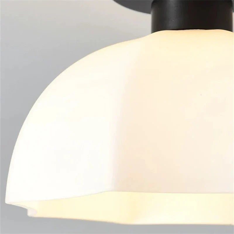 Lustre Élégance– Hängelampe aus Keramik und Glas für luxuriöse Innenräume