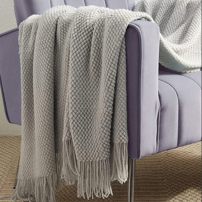 Nuvella | Strickwurfdecke – Weich und Warm für Sofa oder Bett 5