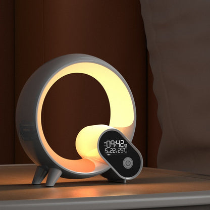 LumiSmart | Intelligente LED-Nachtlampe – Smarte Lampe mit Sonnenaufgangswecker, Bluetooth-Lautsprecher, Weißem Rauschen & RGB-Licht für Schlafzimmer