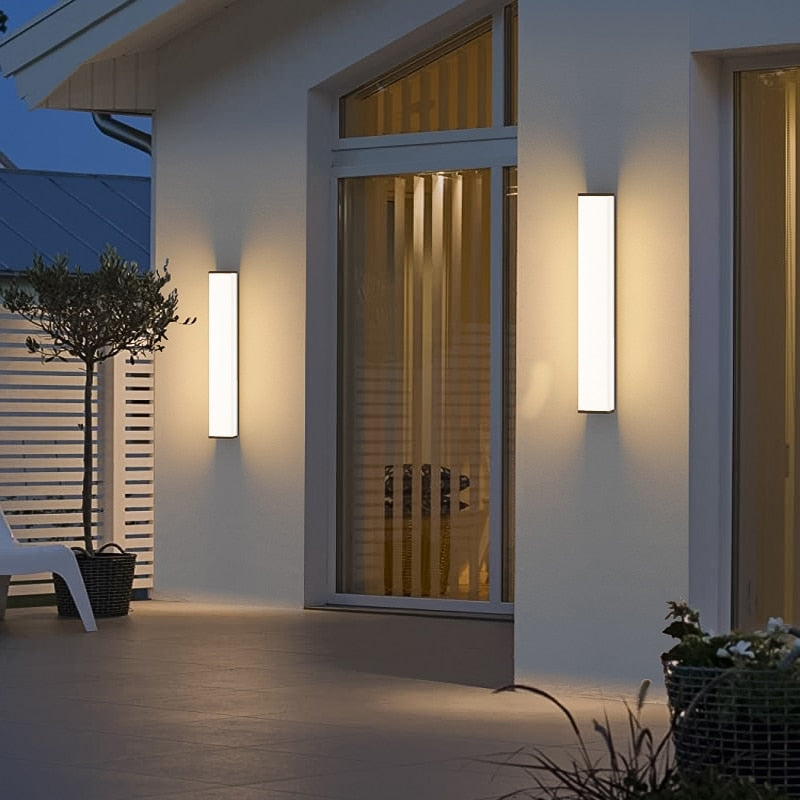 Luxus LED Außenlampe Schwarz mit Bewegungsmelder – Edelstahl Aussenbeleuchtung für Garten und Haus-1