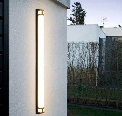 Moderne LED Außenwandleuchte in Gold – Wetterfest, Energieeffizient, Minimalistisch-6