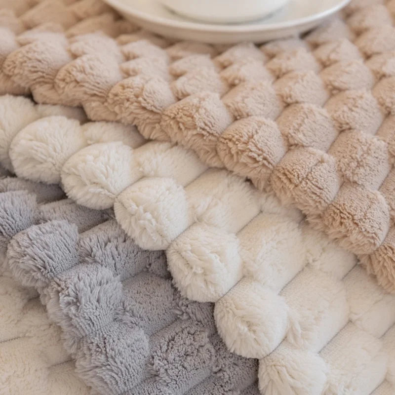 SnuggleFleece | Sofaüberwurf – Plüsch mit Anti-Rutsch-Funktion für Ecksofa 5