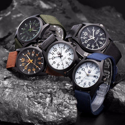Taktor | Herrenuhr – Robuste Militär-Armbanduhr mit Wasserbeständigkeit und Stoppuhr 6