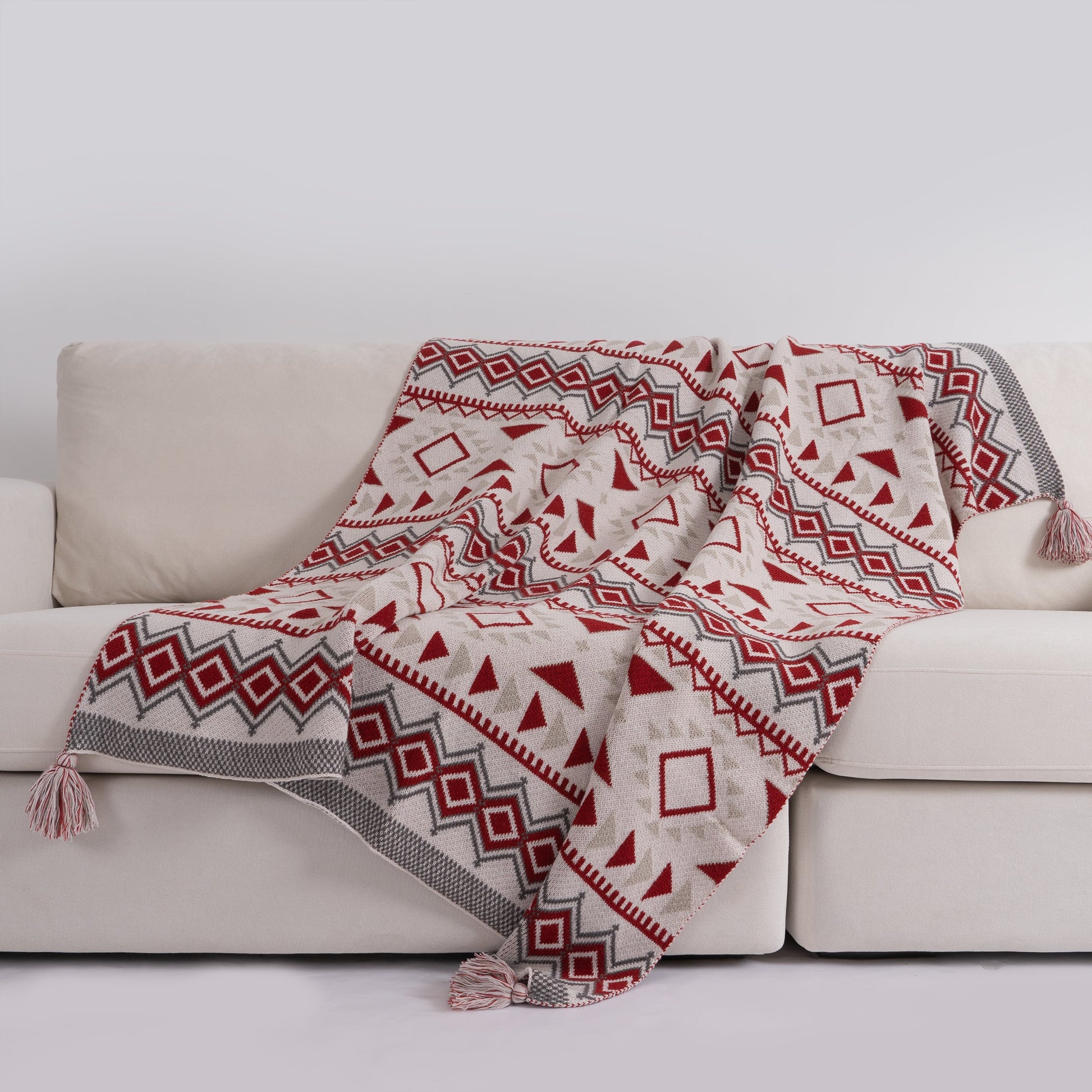 Tribalia | Wohndecke – Warm und Stilvoll mit Modernem Stammesmuster 1