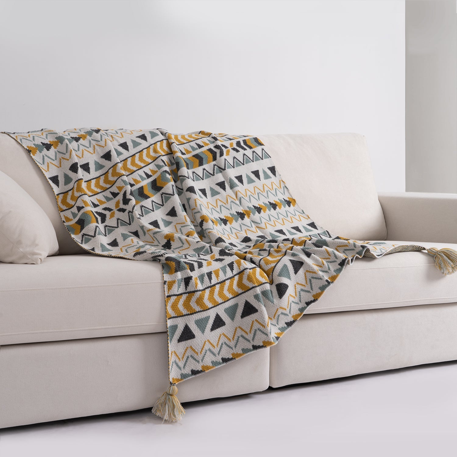 Tribalia | Wohndecke – Warm und Stilvoll mit Modernem Stammesmuster 8
