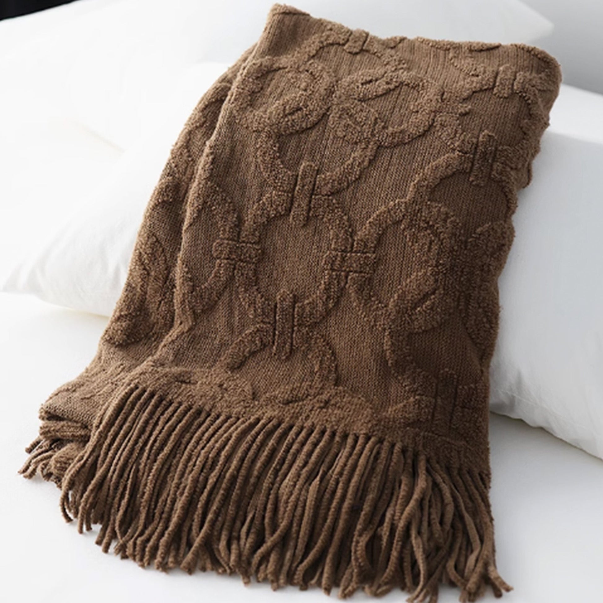 Veloria | Wurfdecke – Elegantes Design mit Fransen für stilvolle Wohnräume 0