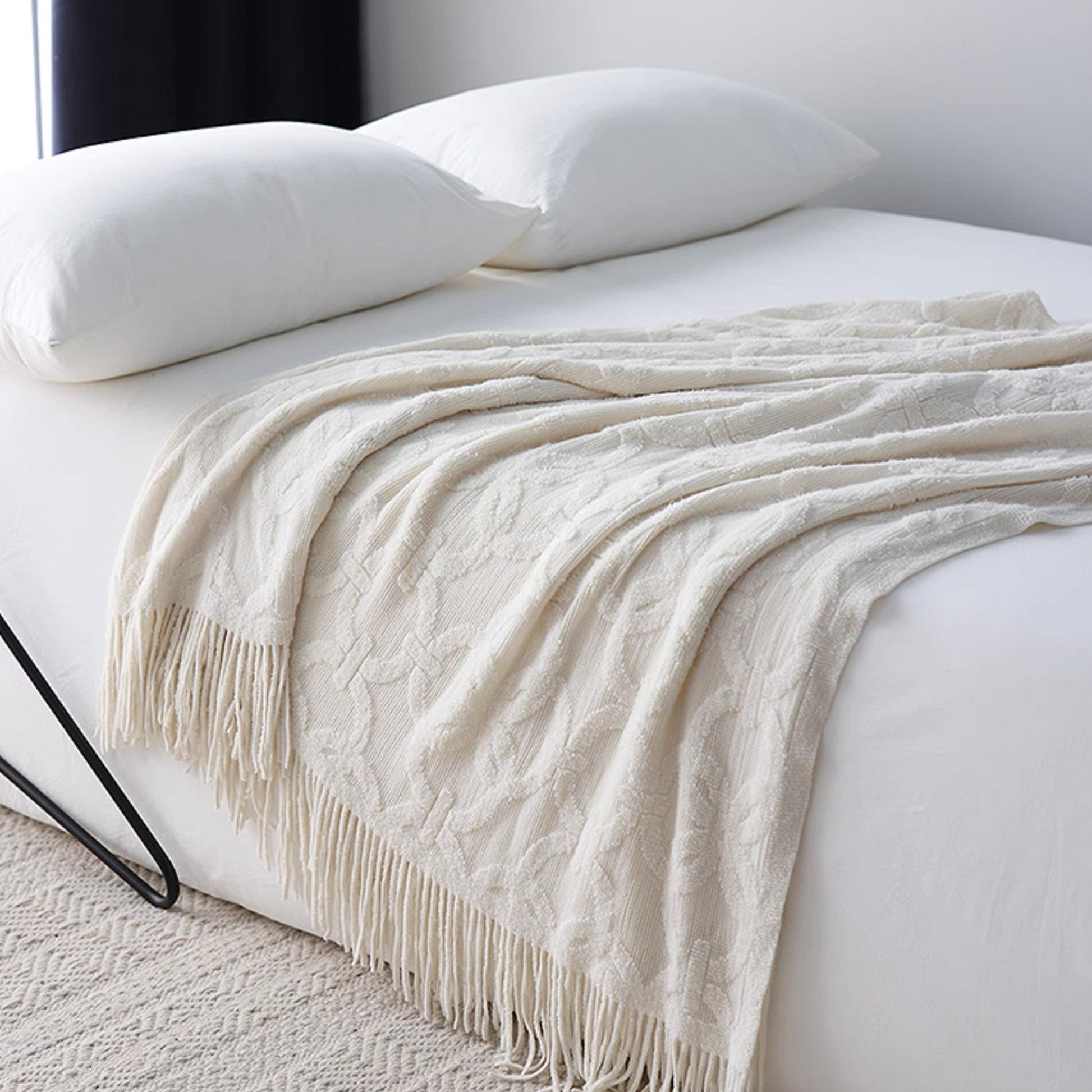 Veloria | Wurfdecke – Elegantes Design mit Fransen für stilvolle Wohnräume 6