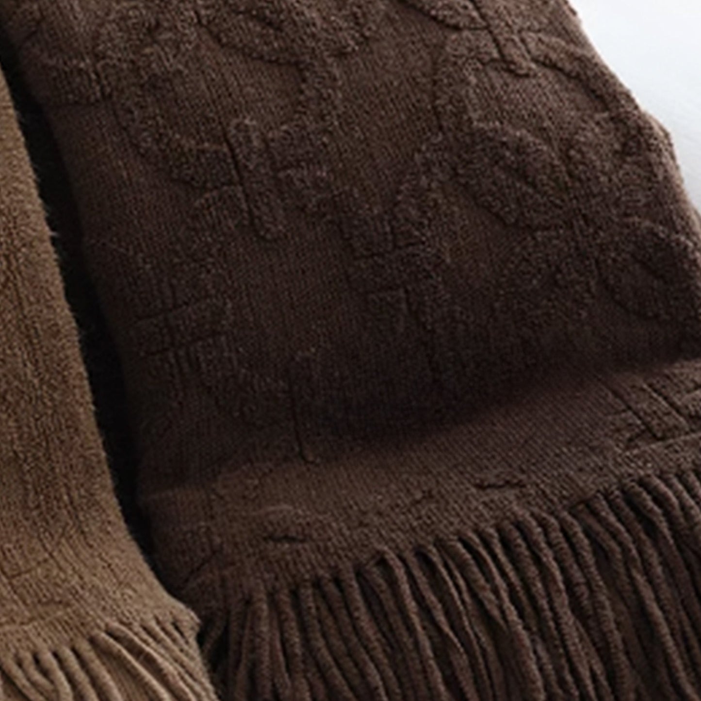 Veloria | Wurfdecke – Elegantes Design mit Fransen für stilvolle Wohnräume 9