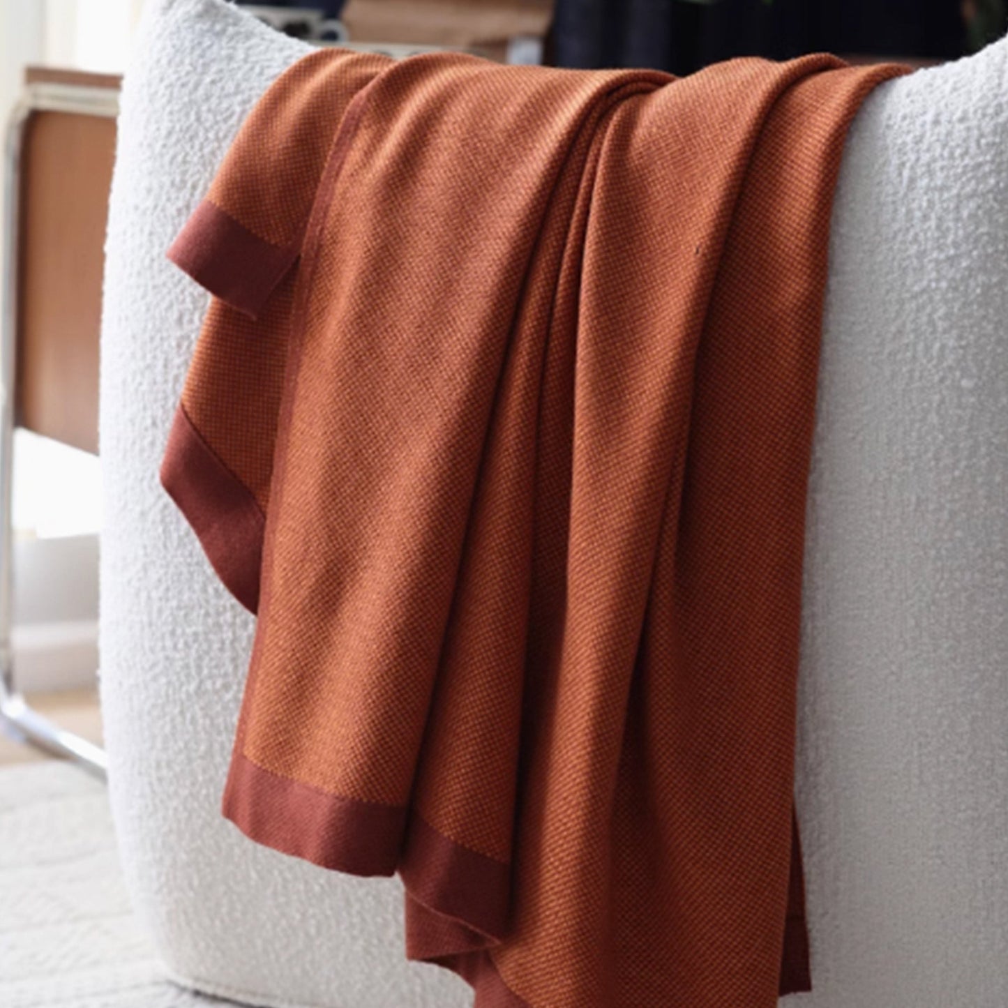 Warmara | Strukturierter Wurf – Elegantes Design für Sofas und Betten 0