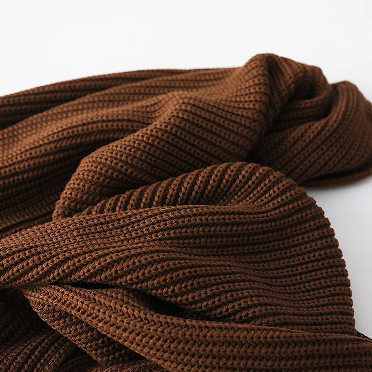 Warmora | Strickwurfdecke – Elegante, gerippte Textur für Gemütlichkeit 1