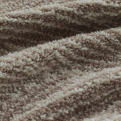 Wellenzauber | Wurfdecke – Elegantes Design für Gemütlichkeit 1