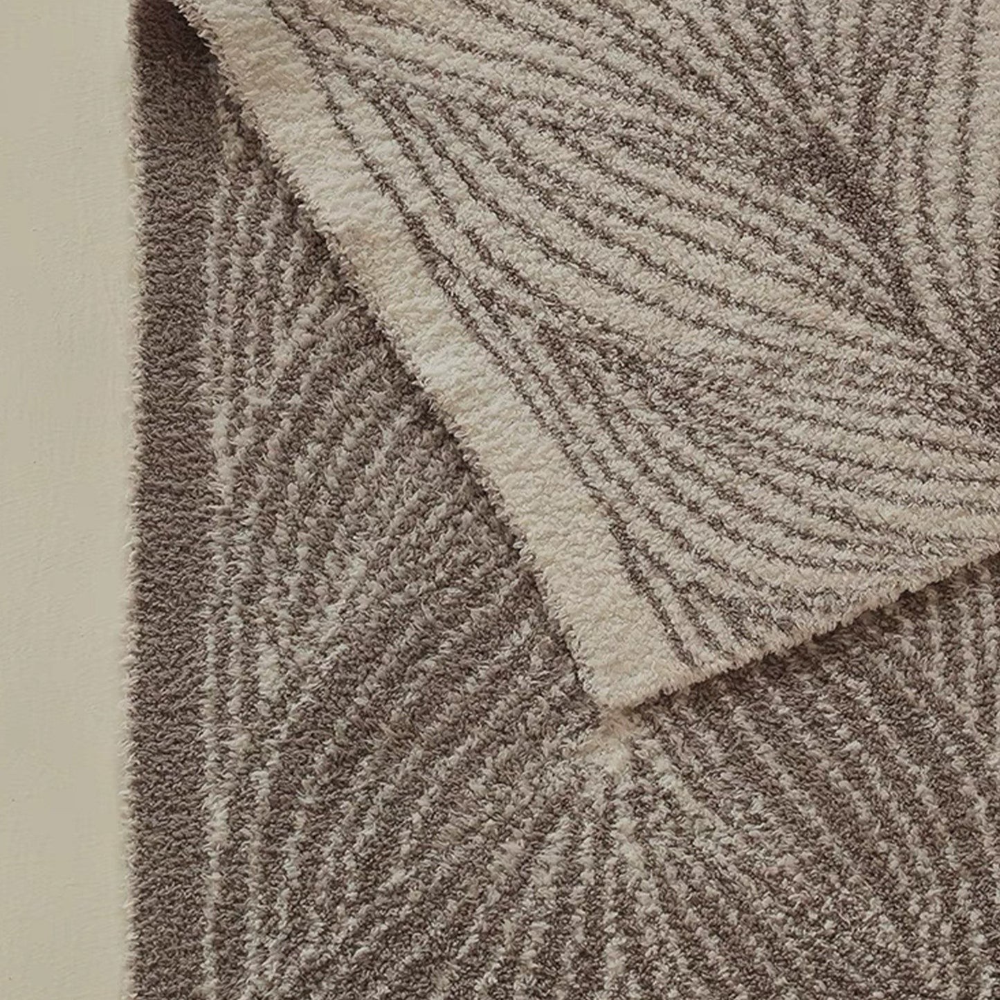 Wellenzauber | Wurfdecke – Elegantes Design für Gemütlichkeit 3