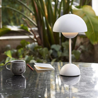 LumenGlow | LED-Tischleuchte – Moderne Dimmbar Lampe mit Warmweißem Licht, Energiesparend & Kompakt, Minimalistisches Design für Wohnzimmer, Schlafzimmer & Büro
