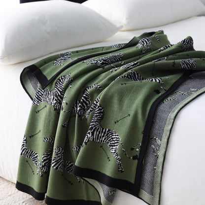 Zebralis | Wurfdecke – Wildes Zebra-Design für Abenteuerflair 2