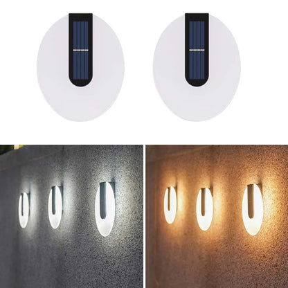 AcrylEdge | Elegante solarbetriebene Außenwandleuchte mit modernem Acryl-Design