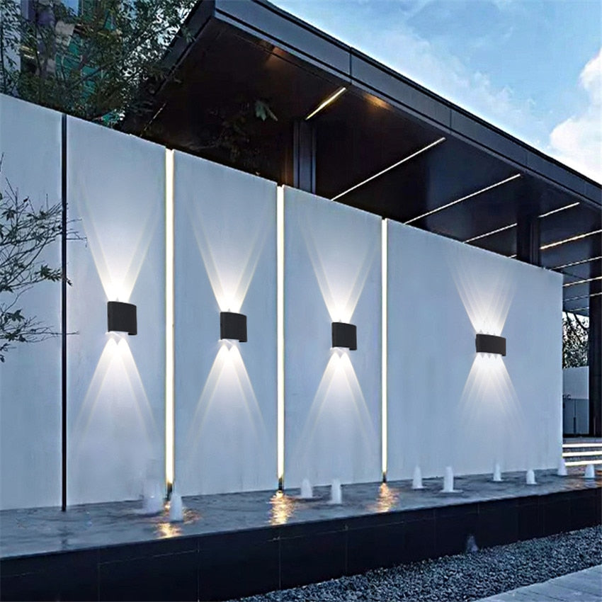 LumiGlow | Moderne wasserdichte LED-Wandleuchte für Innen- und Außenbereiche