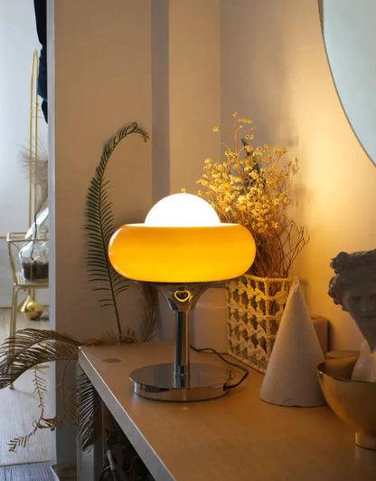 VitaGlow | Retro Tisch- & Stehlampe aus Milchglas und Chrom –  Rot/Gelb