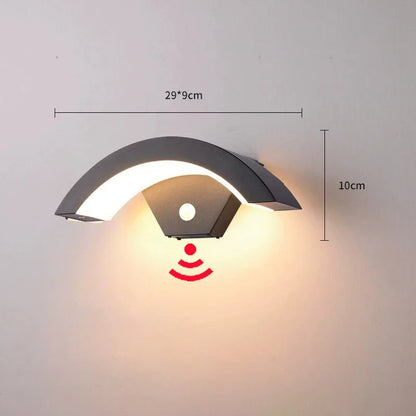 Lumivor | Moderne Außenlampe – Wandleuchte mit PIR-Sensor, LED warmweiß, IP65 wasserdicht, robustes Metall, Outdoor