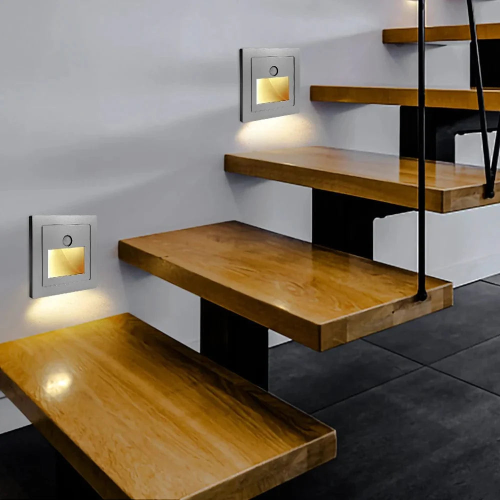 StairGlow | Elegante und Moderne Treppenwandlampe