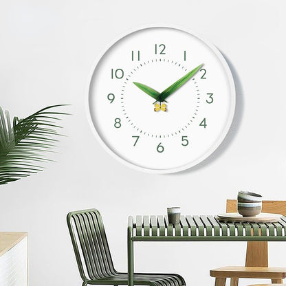 Ewige Vögeluhr – Einzigartige Wanduhr mit Marienkäfer- und Schmetterlingsdesign