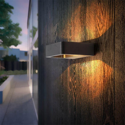 Acrylux | Elegante moderne Außenbeleuchtung mit wetterfestem Acryl-Design