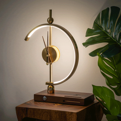 LumoChron | Elegante Lampenuhr mit Integriertem Ladegerät