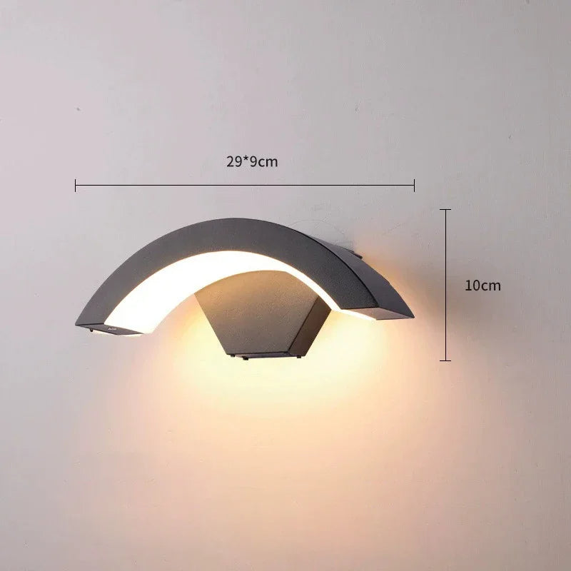 Lumivor | Moderne Außenlampe – Wandleuchte mit PIR-Sensor, LED warmweiß, IP65 wasserdicht, robustes Metall, Outdoor