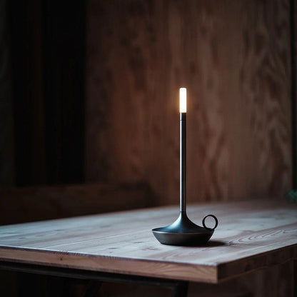 EleganzFlamme | LED-Kerzenleuchte – Stilvolle Wiederaufladbare Lampe mit Realistischem Flackern, Warmweiß, Dimmbar 30/50/100%, Für Wohnzimmer & Schlafzimmer